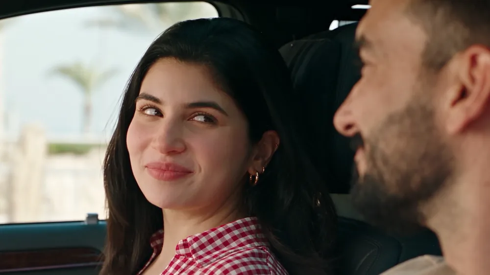 A scene from the Pehli Nazar music video