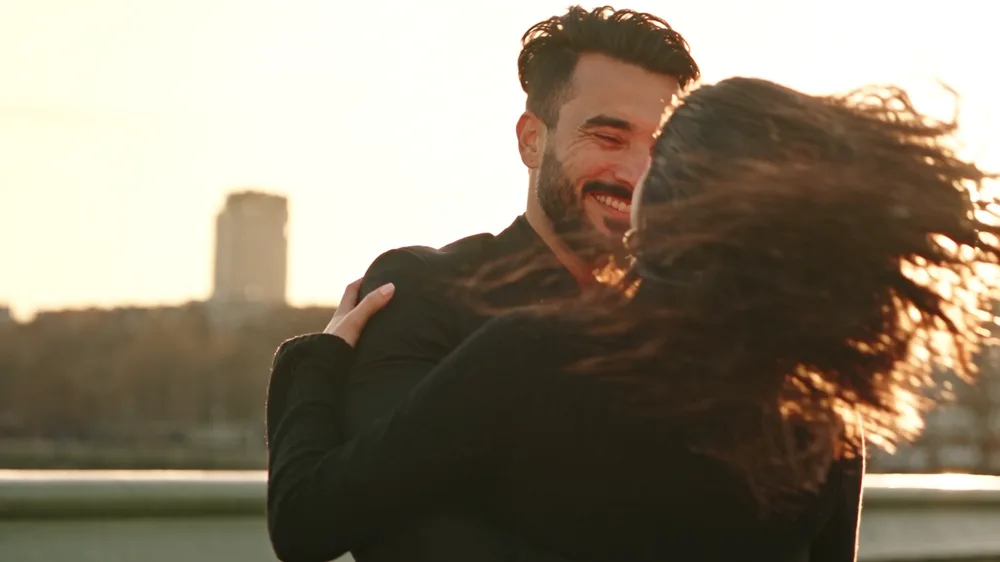 Another scene from the Tu Nahi Mera music video
